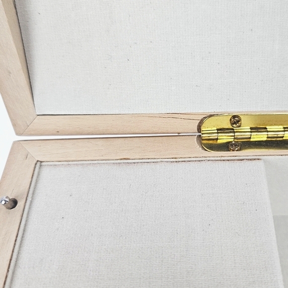 Heirloom Tradition Limited Edition 'Gone With the Wind' Music Box Collectible - Picture 11 of 14